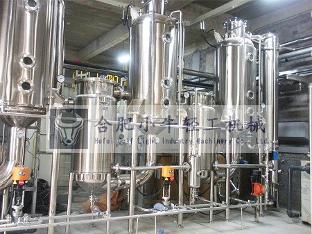 1565592669208637.jpg 三效外循環(huán)蒸發(fā)器.jpg